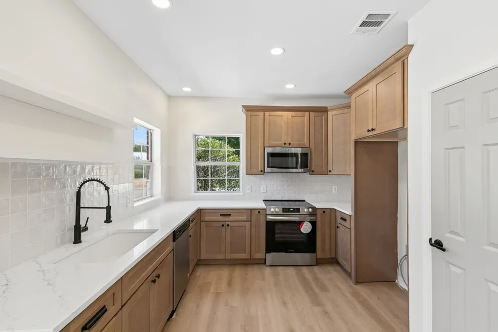 636 Whitetail Deer Lane Crowley, TX 76036