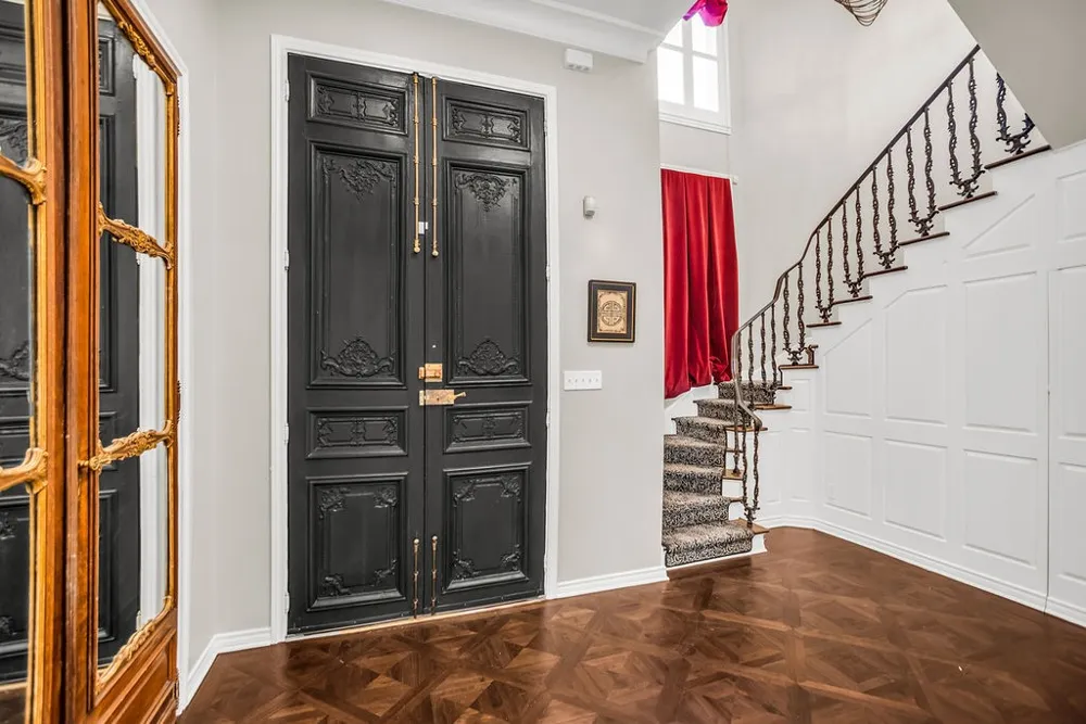 3802 S Versailles Avenue Dallas, TX 75209