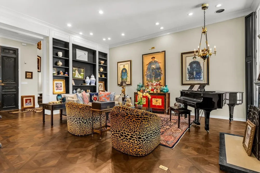 3802 S Versailles Avenue Dallas, TX 75209
