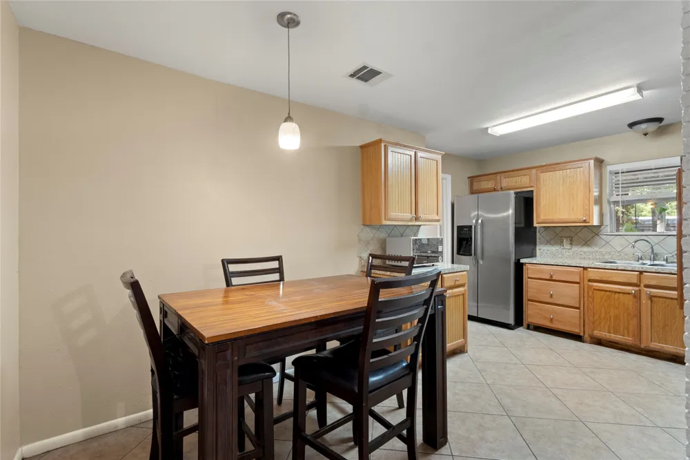 7109 Jewell Avenue Fort Worth, TX 76112