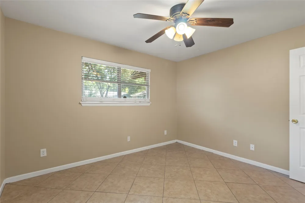 7109 Jewell Avenue Fort Worth, TX 76112