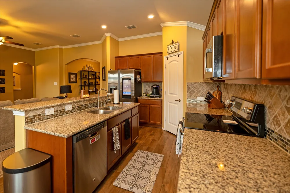 3115 Cassinia Parkway Heartland, TX 75126