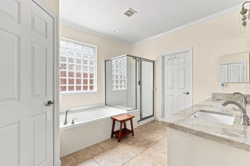 9426 Raven Lake Court Cypress, TX 77433