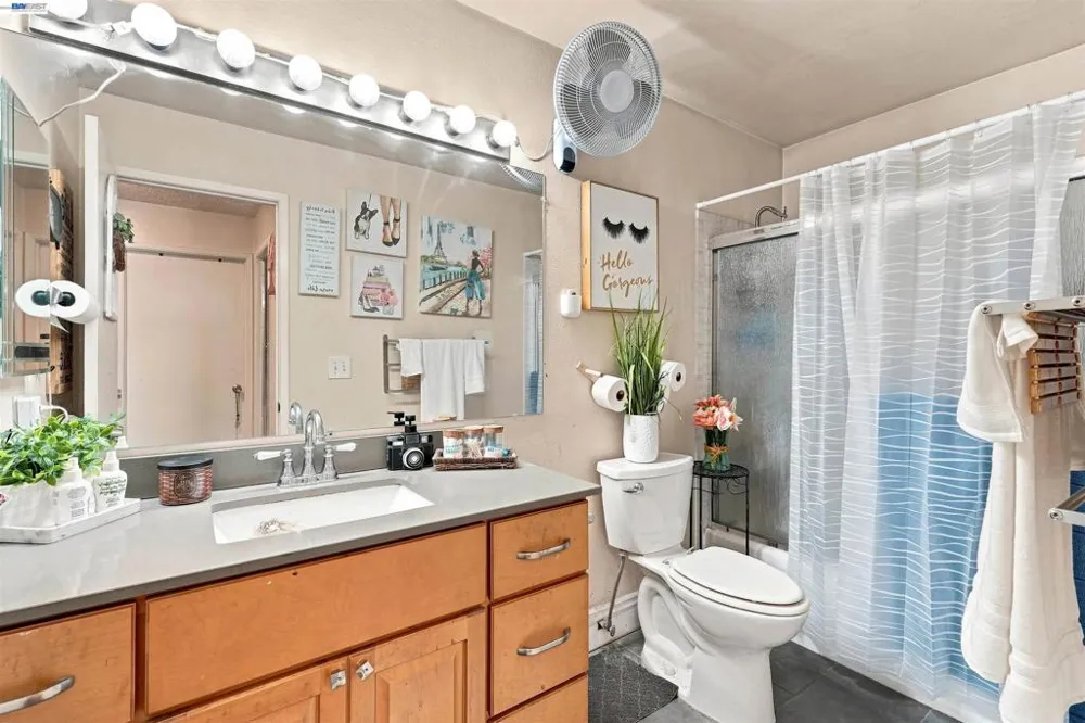3814 Via Verdi Richmond, CA 94803