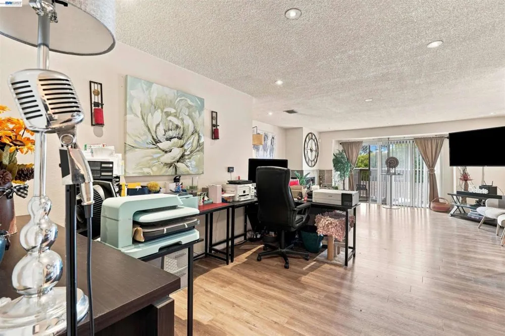 3814 Via Verdi Richmond, CA 94803