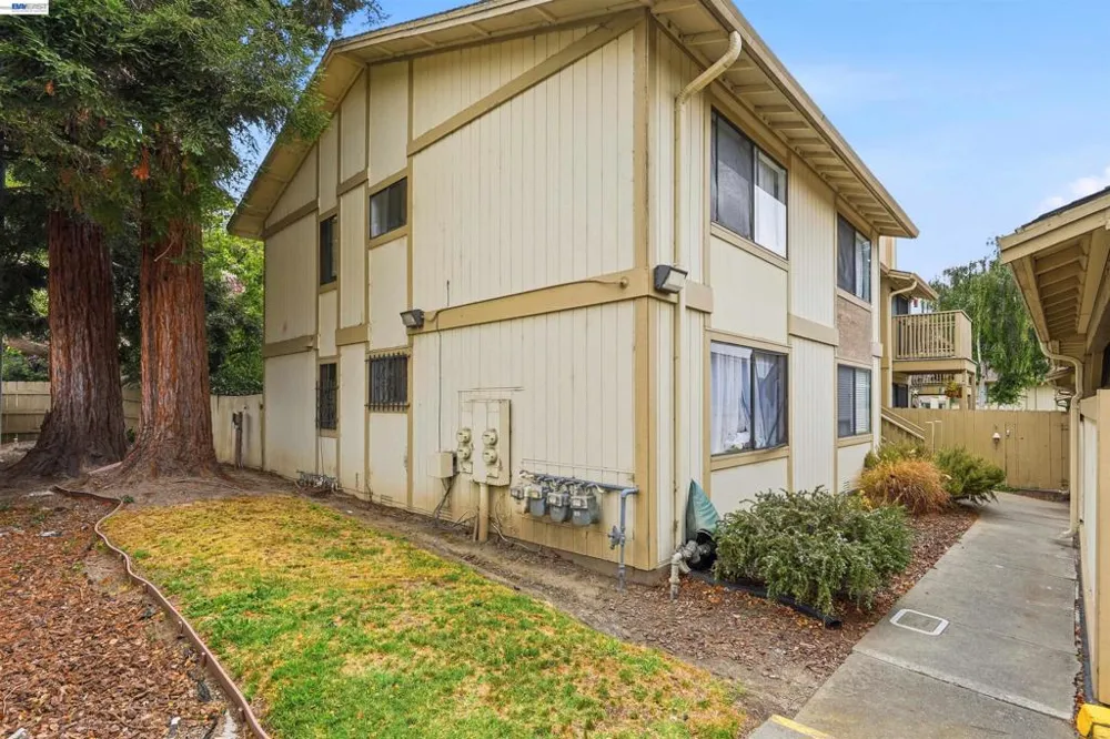 3814 Via Verdi Richmond, CA 94803