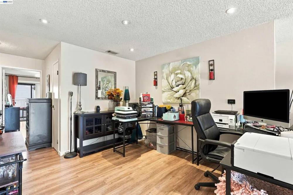 3814 Via Verdi Richmond, CA 94803