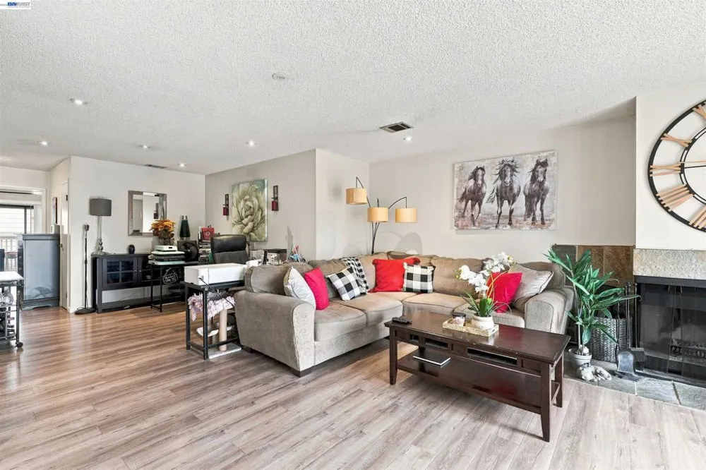 3814 Via Verdi Richmond, CA 94803