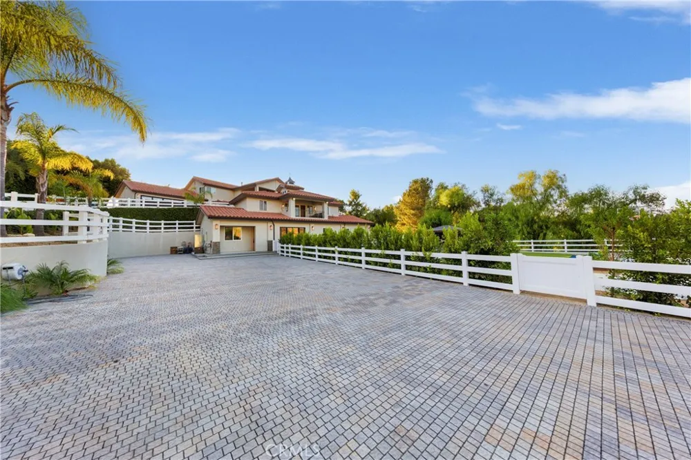343 Bell Canyon Bell Canyon, CA 91307