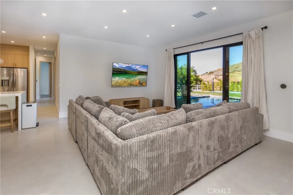 343 Bell Canyon Bell Canyon, CA 91307
