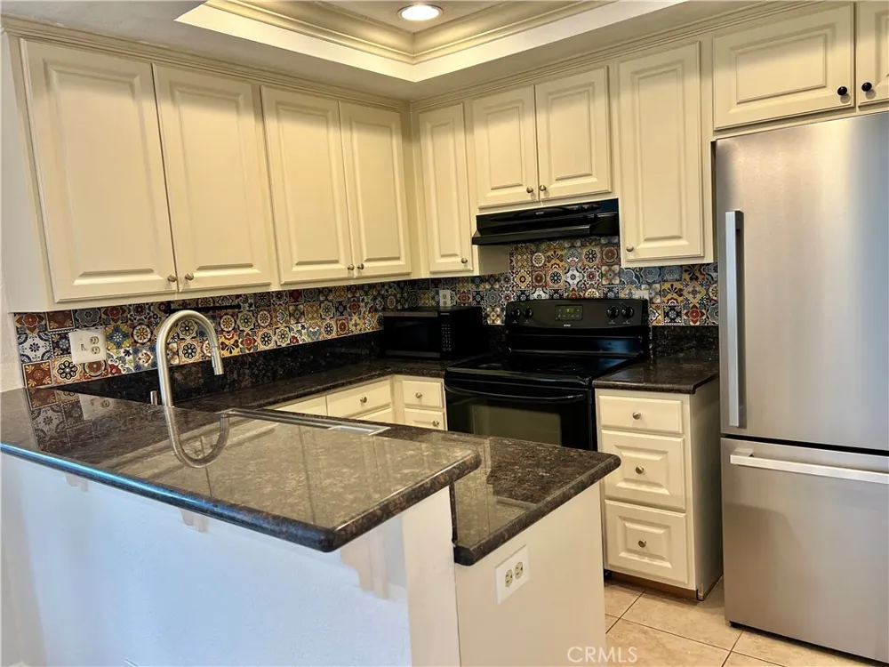 37 Largo Laguna Niguel, CA 92677