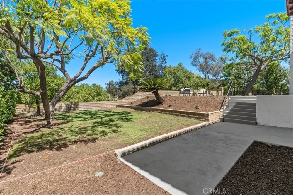27241 Mariscal Mission Viejo, CA 92691