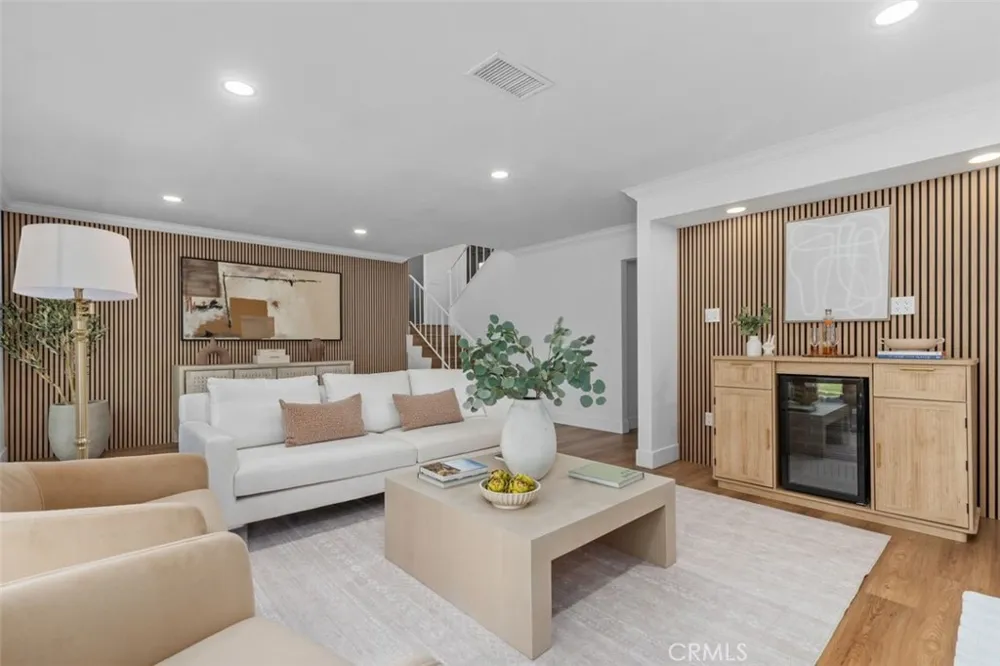 27241 Mariscal Mission Viejo, CA 92691