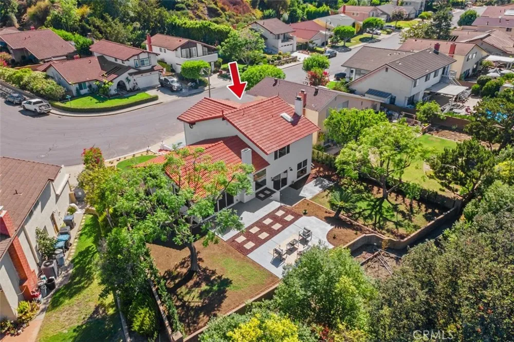 27241 Mariscal Mission Viejo, CA 92691