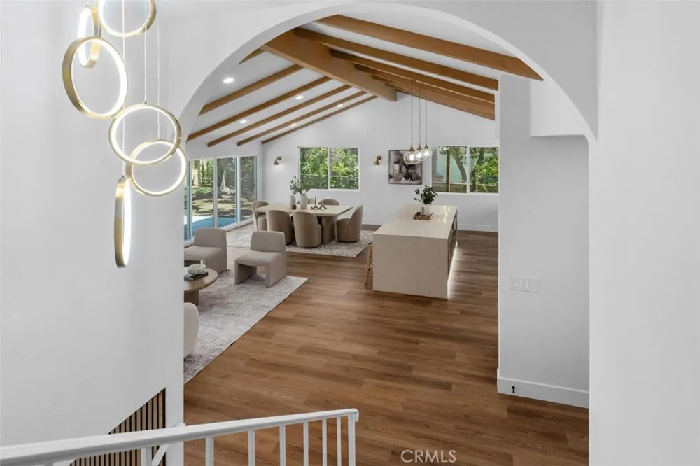 27241 Mariscal Mission Viejo, CA 92691