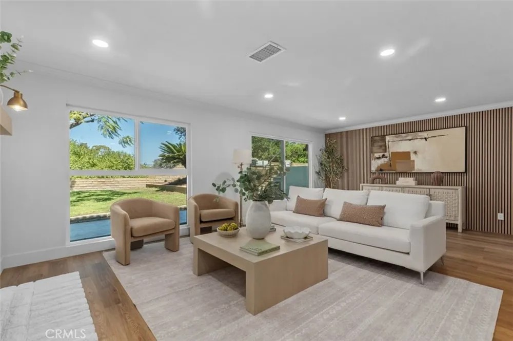 27241 Mariscal Mission Viejo, CA 92691