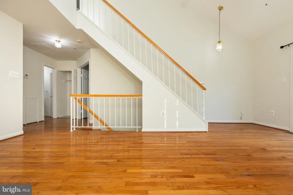19026 AMARILLO DRIVE #143 Germantown, MD 20874