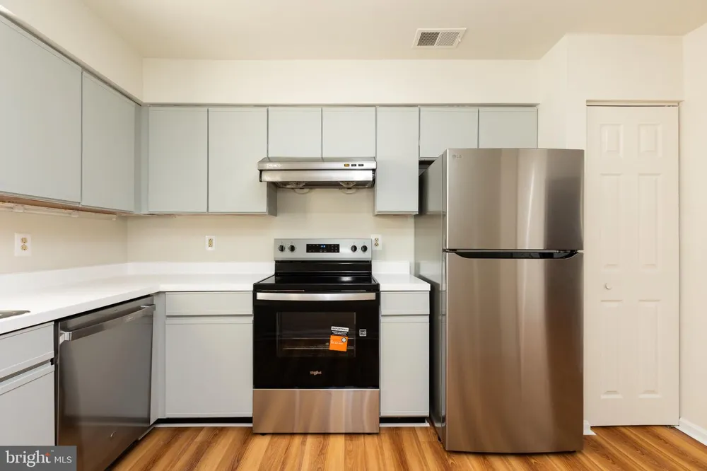 19026 AMARILLO DRIVE #143 Germantown, MD 20874