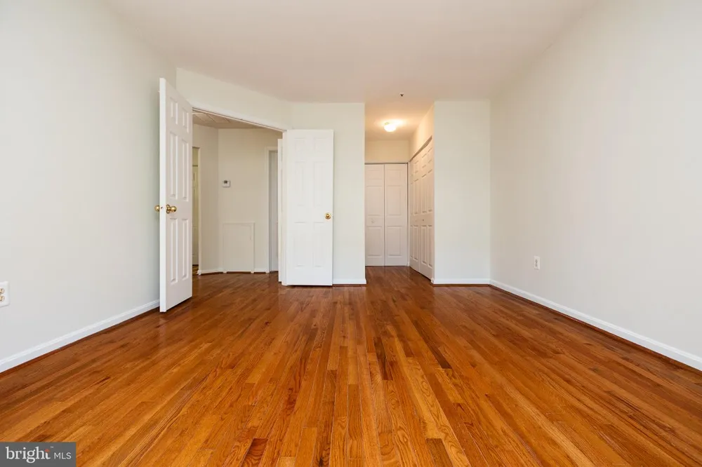 19026 AMARILLO DRIVE #143 Germantown, MD 20874