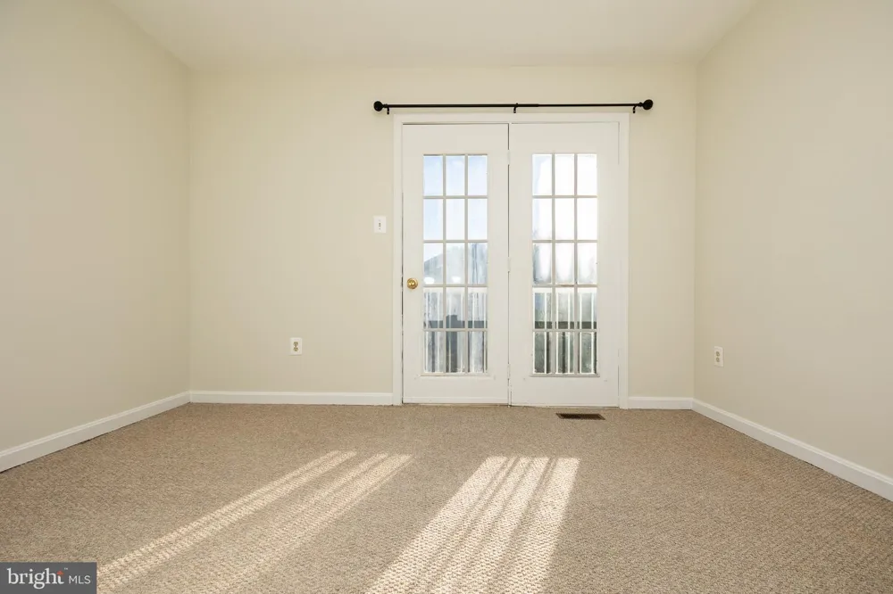 19026 AMARILLO DRIVE #143 Germantown, MD 20874