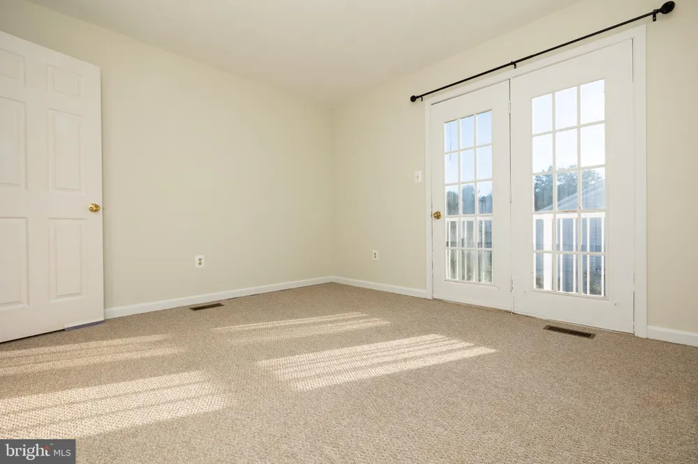 19026 AMARILLO DRIVE #143 Germantown, MD 20874