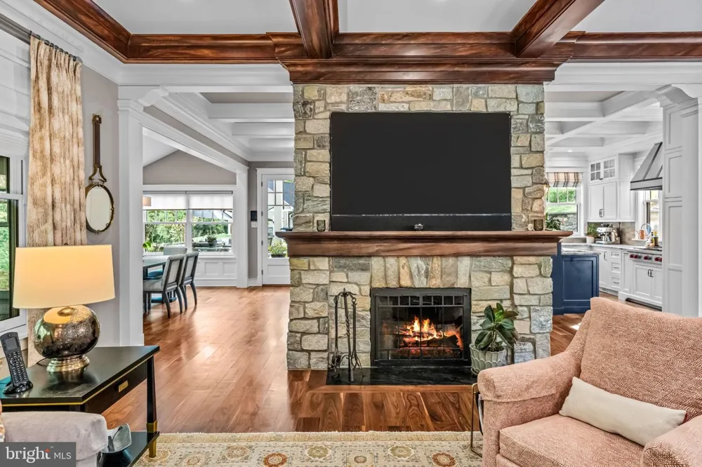 4113 HOLLOW ROAD Phoenixville, PA 19460