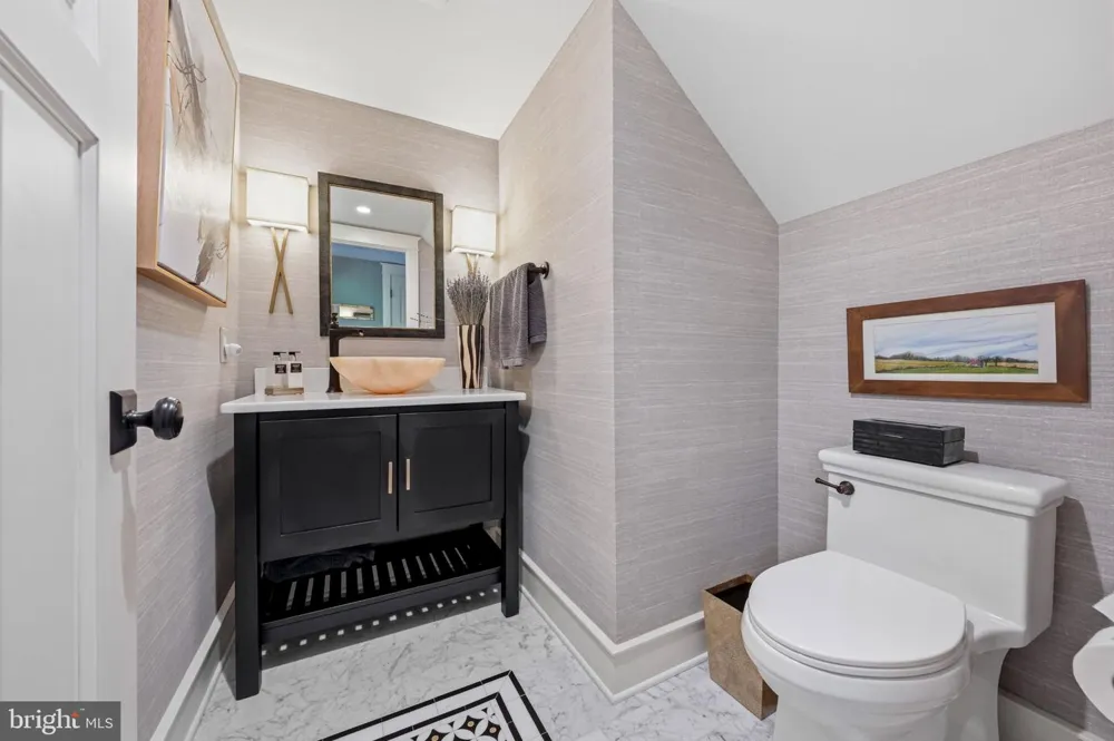 4113 HOLLOW ROAD Phoenixville, PA 19460