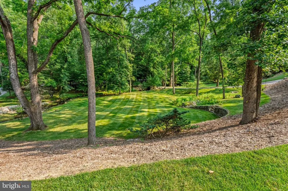 4113 HOLLOW ROAD Phoenixville, PA 19460