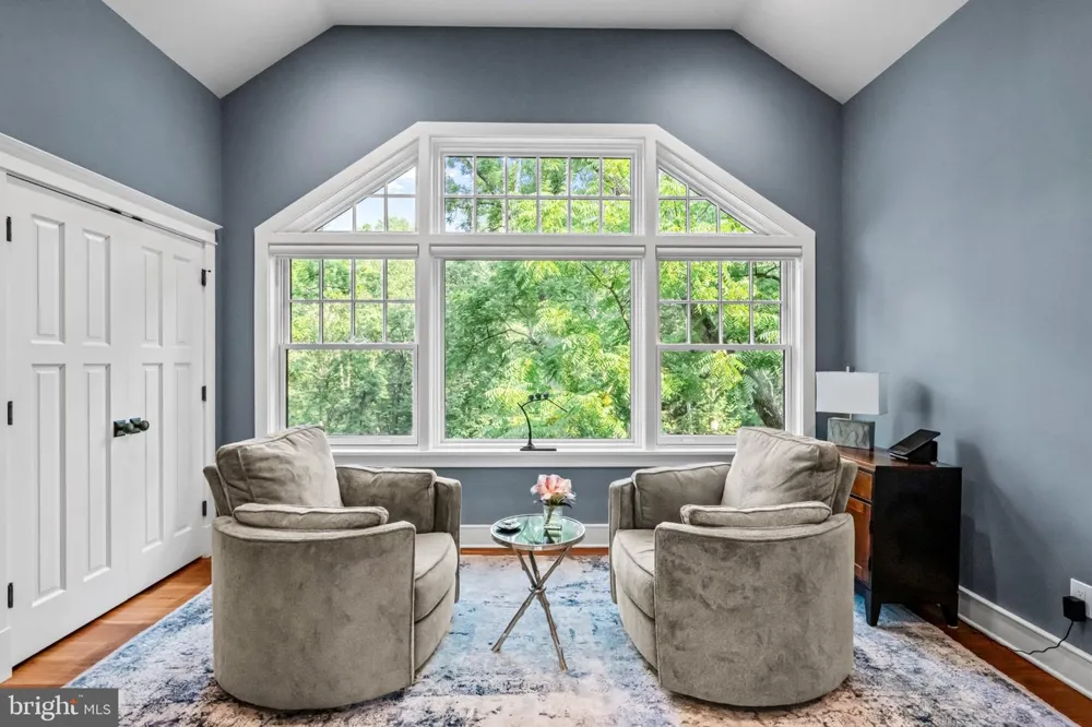4113 HOLLOW ROAD Phoenixville, PA 19460
