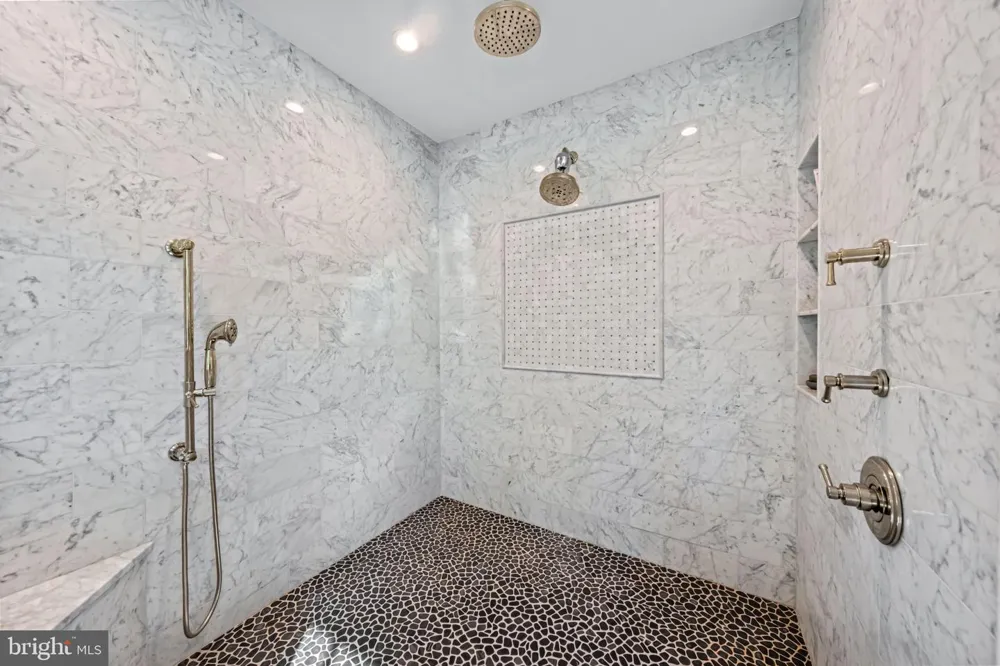 4113 HOLLOW ROAD Phoenixville, PA 19460