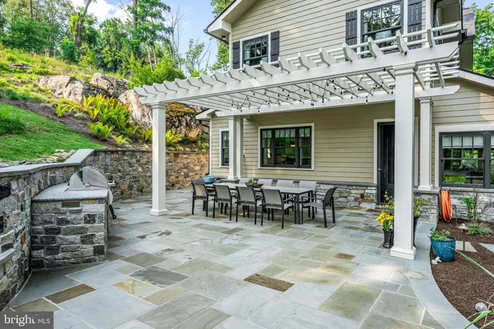 4113 HOLLOW ROAD Phoenixville, PA 19460
