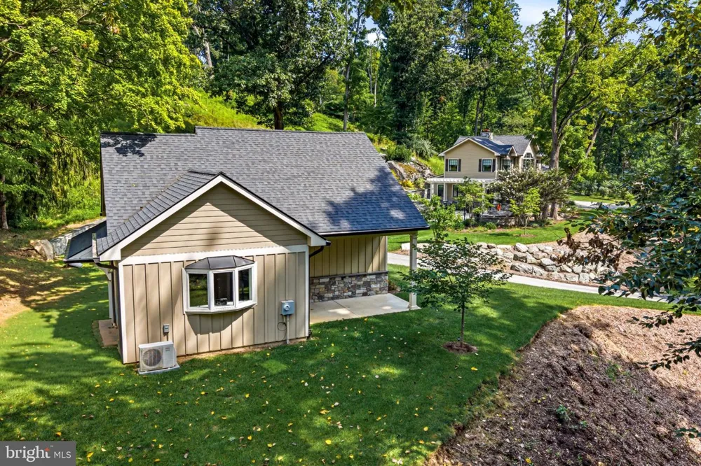 4113 HOLLOW ROAD Phoenixville, PA 19460