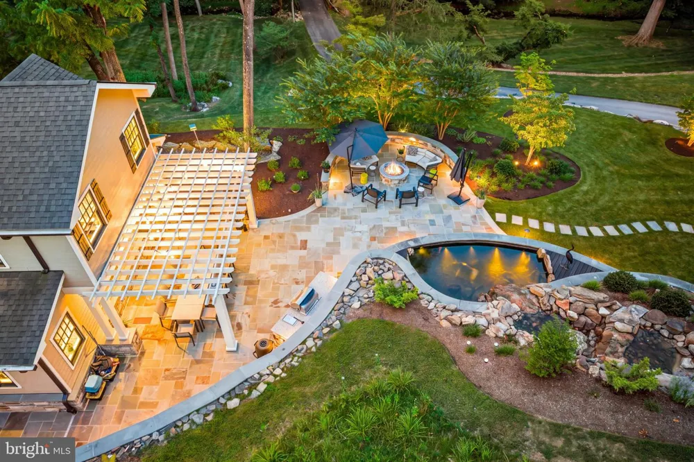 4113 HOLLOW ROAD Phoenixville, PA 19460