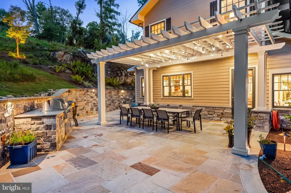 4113 HOLLOW ROAD Phoenixville, PA 19460