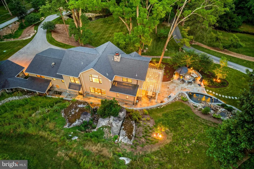 4113 HOLLOW ROAD Phoenixville, PA 19460