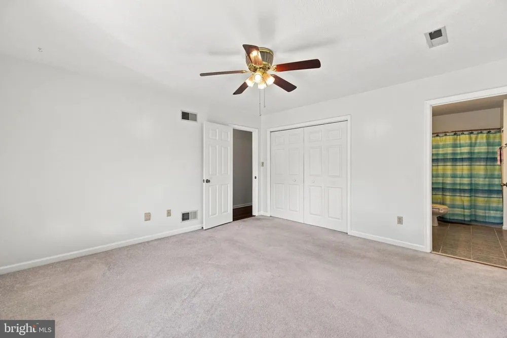 732 DUCHESS WAY Martinsburg, WV 25403