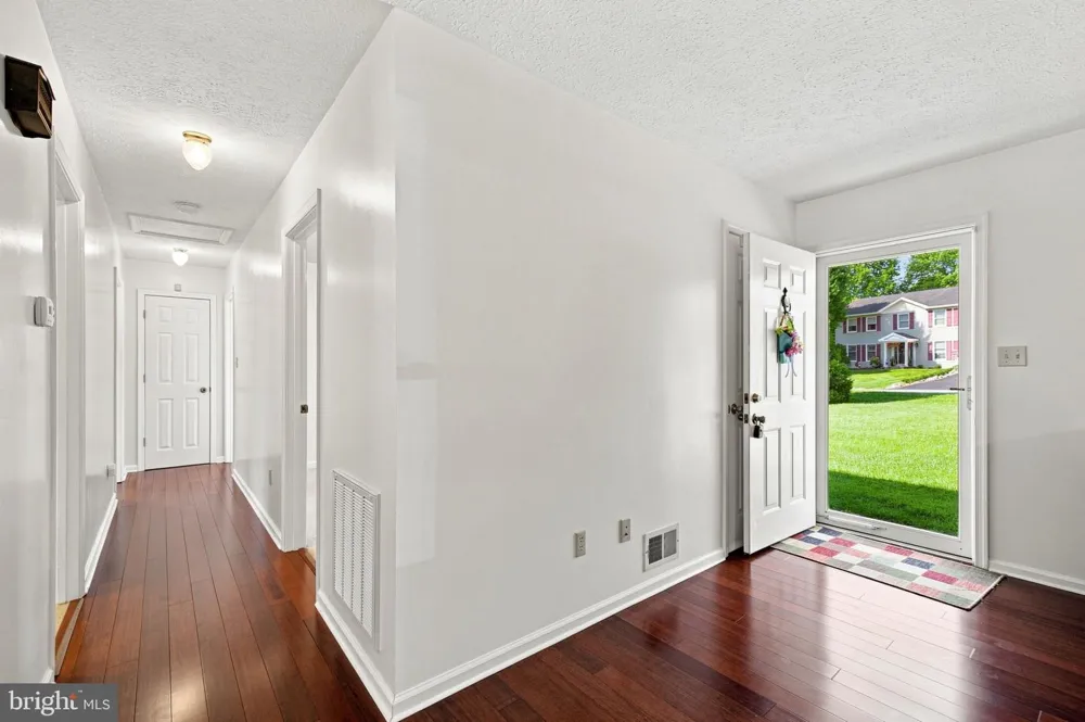 732 DUCHESS WAY Martinsburg, WV 25403