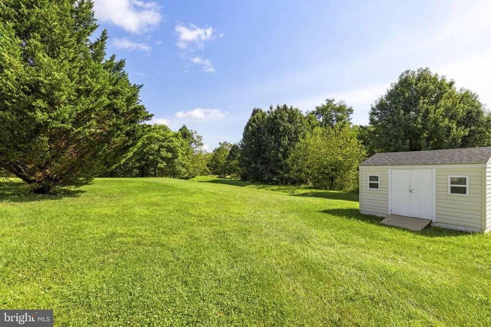 732 DUCHESS WAY Martinsburg, WV 25403
