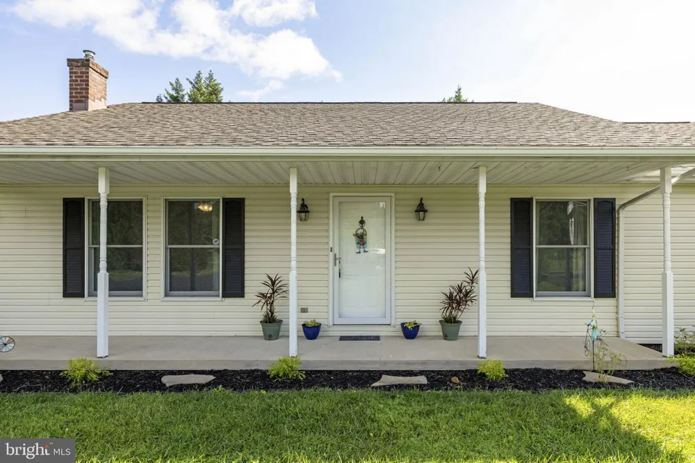 732 DUCHESS WAY Martinsburg, WV 25403