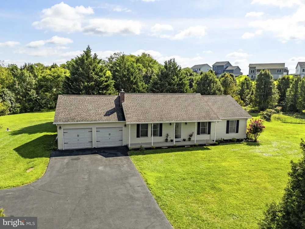 732 DUCHESS WAY Martinsburg, WV 25403