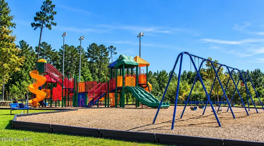 30 Silo Court Hampstead, NC 28443