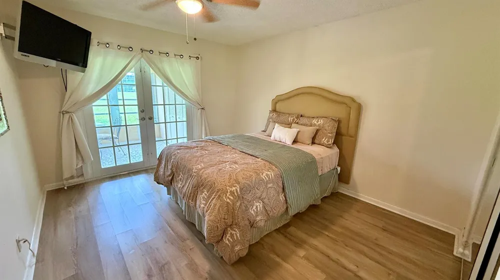 171 GRANTHAM E Deerfield Beach, FL 33442