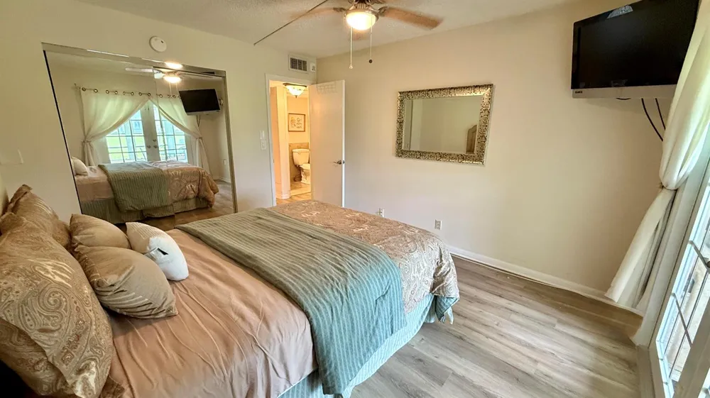 171 GRANTHAM E Deerfield Beach, FL 33442