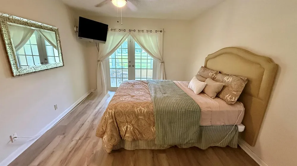 171 GRANTHAM E Deerfield Beach, FL 33442