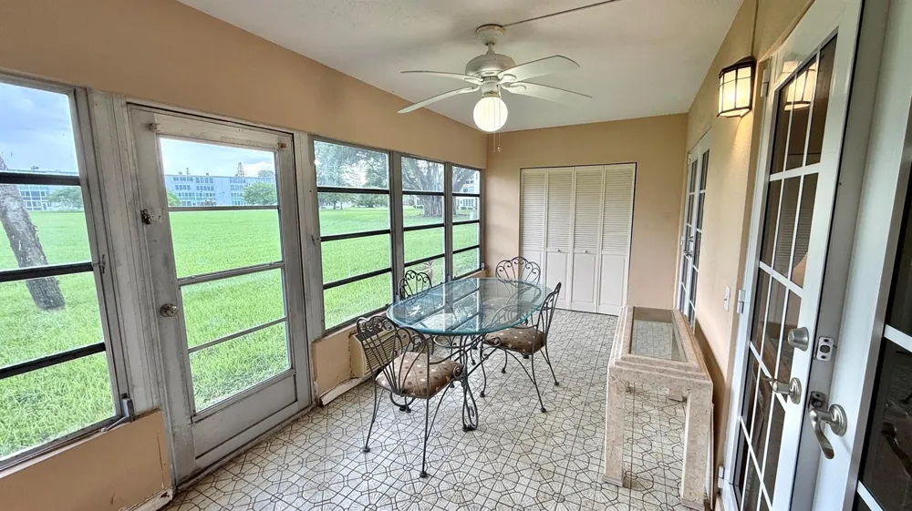 171 GRANTHAM E Deerfield Beach, FL 33442