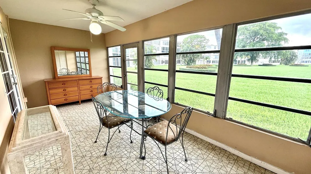 171 GRANTHAM E Deerfield Beach, FL 33442
