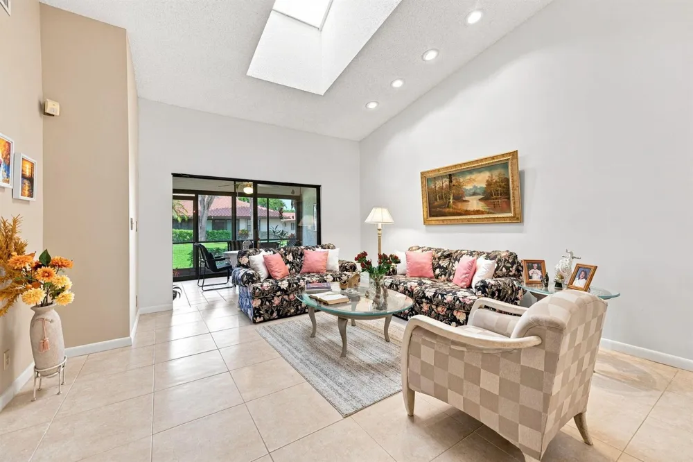 6356 Kings Gate Circle Delray Beach, FL 33484