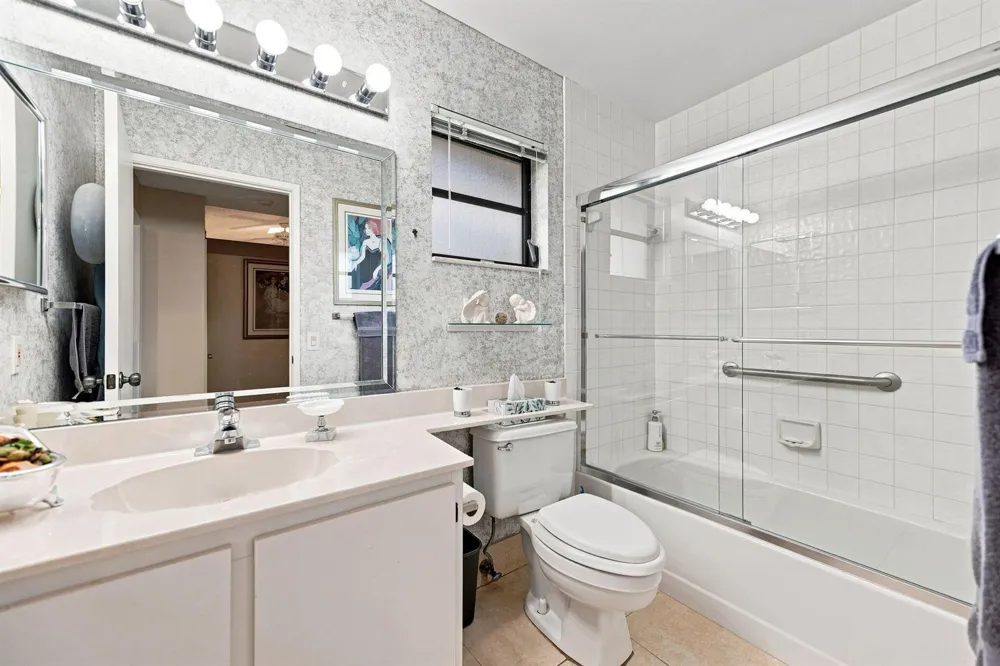 6356 Kings Gate Circle Delray Beach, FL 33484