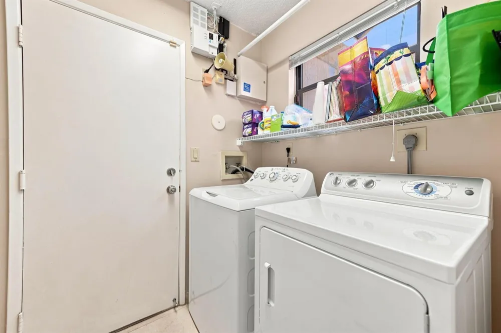 6356 Kings Gate Circle Delray Beach, FL 33484