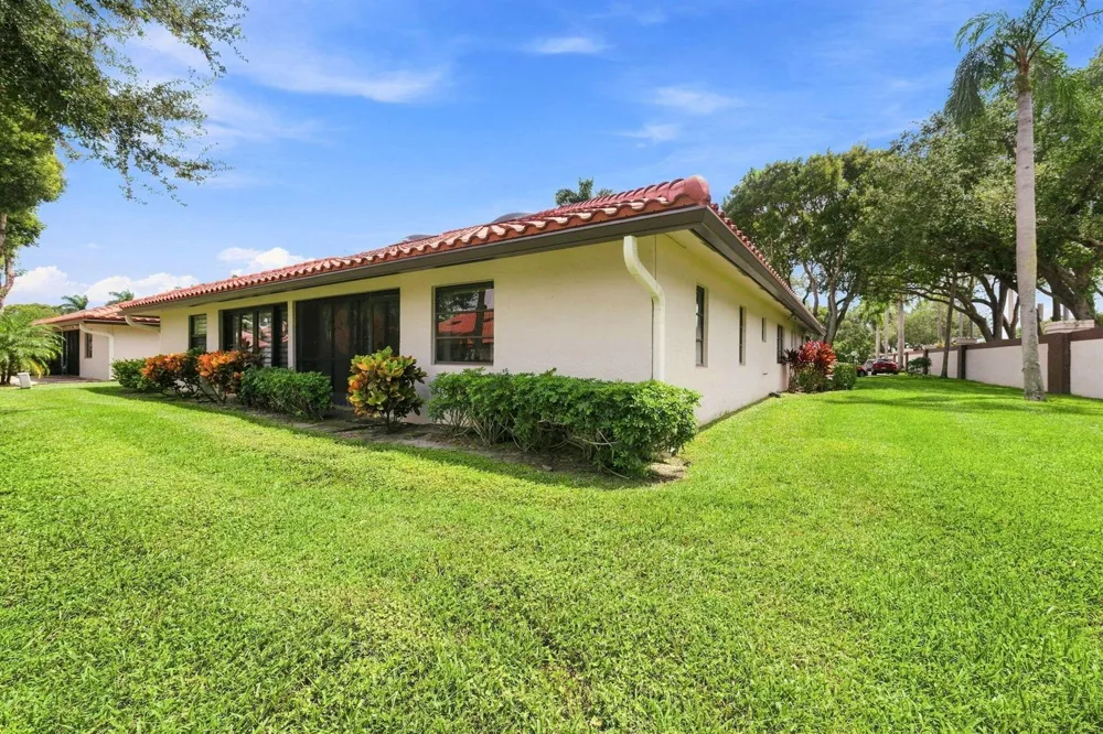 6356 Kings Gate Circle Delray Beach, FL 33484